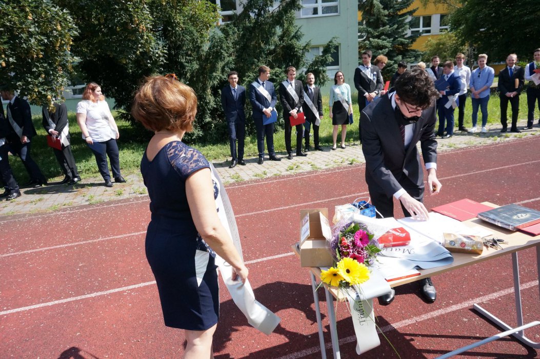 2020 Předání maturitního vysvědčení