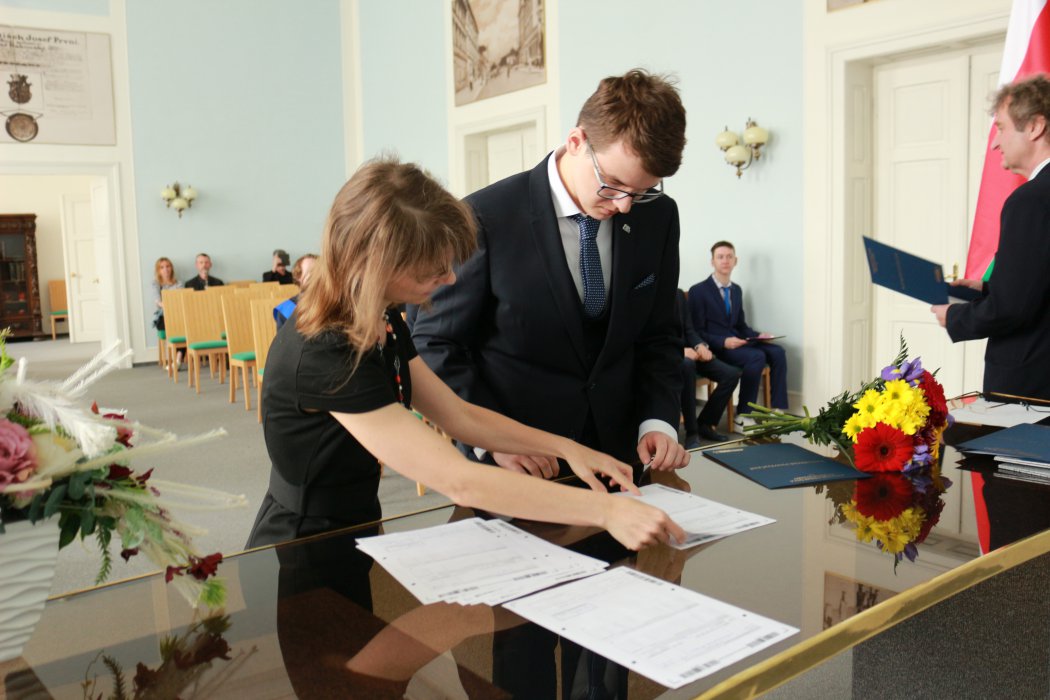 2022 Předání maturitního vysvědčení