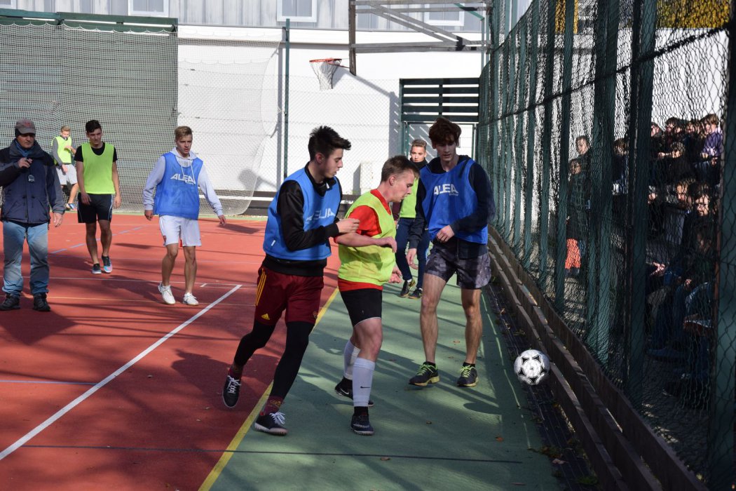 2016 Fotbal (finále)