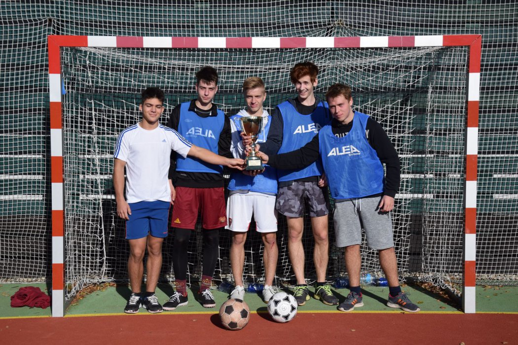2016 Fotbal (finále)